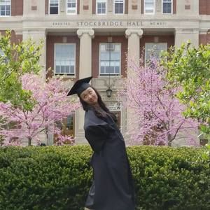 Meet your Posher, Deanna